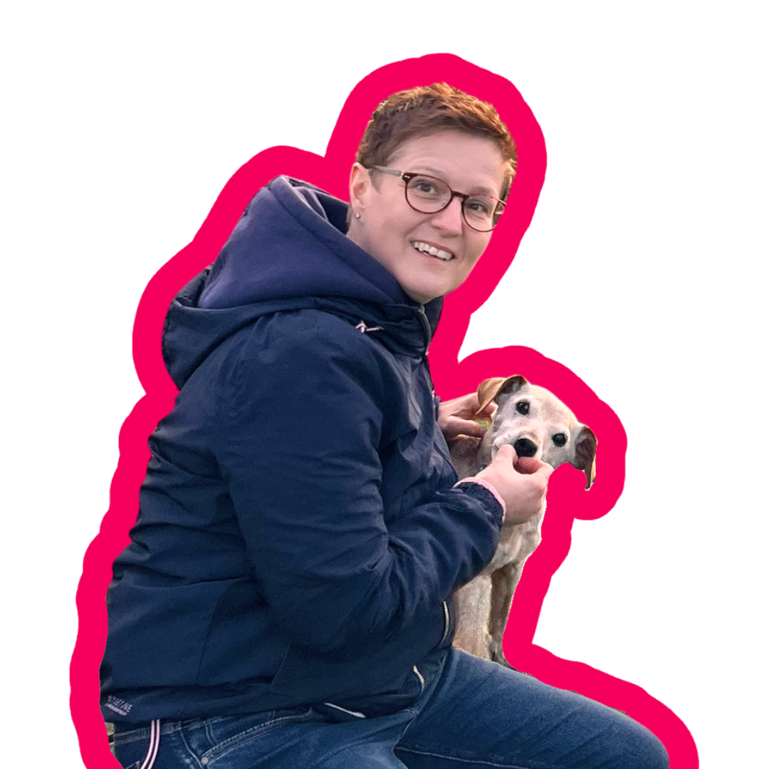 Dr. Judith Roth, Gründerin von QUAPPIZ, mit ihrem Hund Karlchen